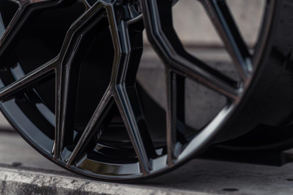 La Chanti LC-F7 11J x 22 Zoll 5x112 ET20 Glossy Black