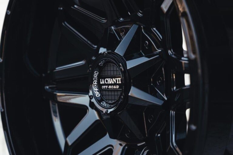 La Chanti LC-OF3 9J x 20 Zoll 6x135 ET0 Glossy Black