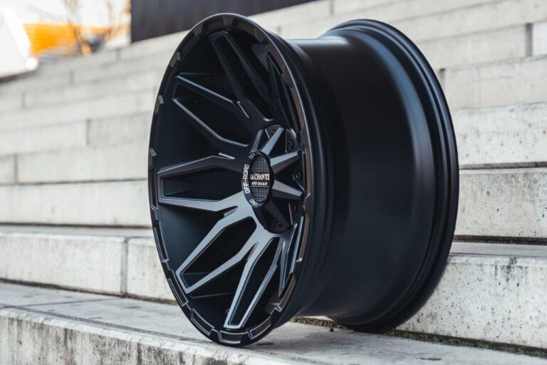 La Chanti LC-OF4 10J x 20 Zoll 6x135/139,7 ET-12 Matt Black
