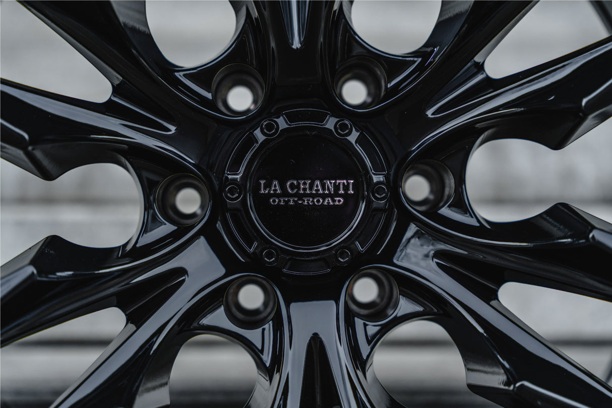 La Chanti LC-OF14 10J x 20 Zoll 5x139,7 ET-12 Glossy Black Milled