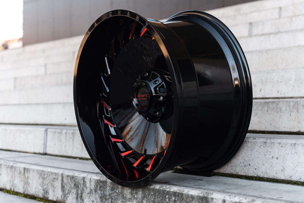 La Chanti LC-OF15 12J x 22 Zoll 5x127/139,7 ET-25 Glossy Black Milled