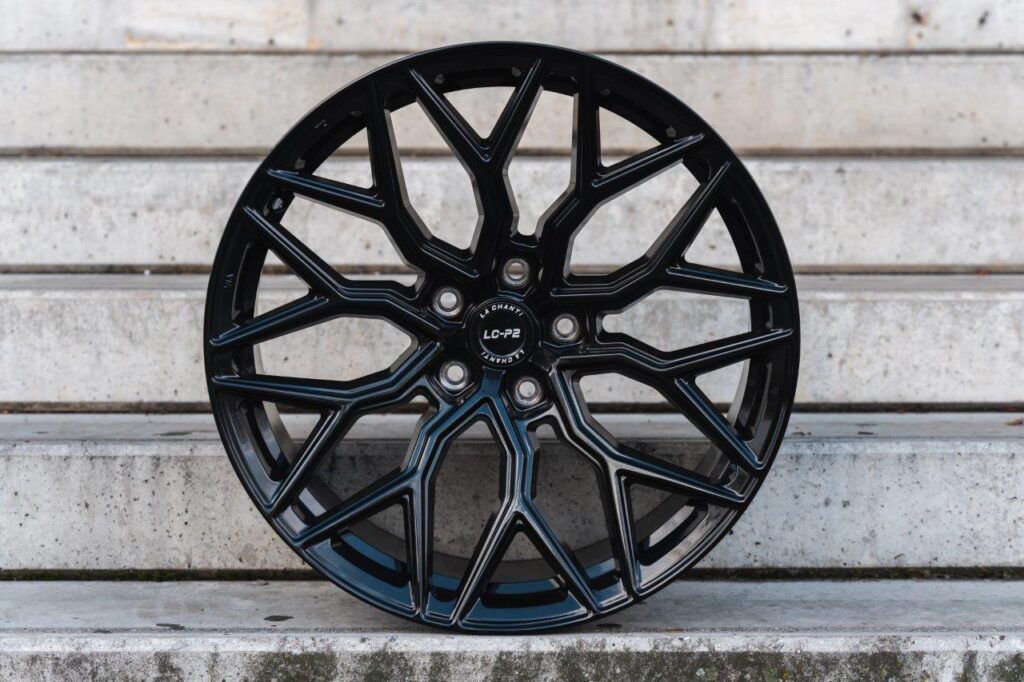 La Chanti LC-P2 9J x 20 Zoll 5x114,3 ET35 Glossy Black