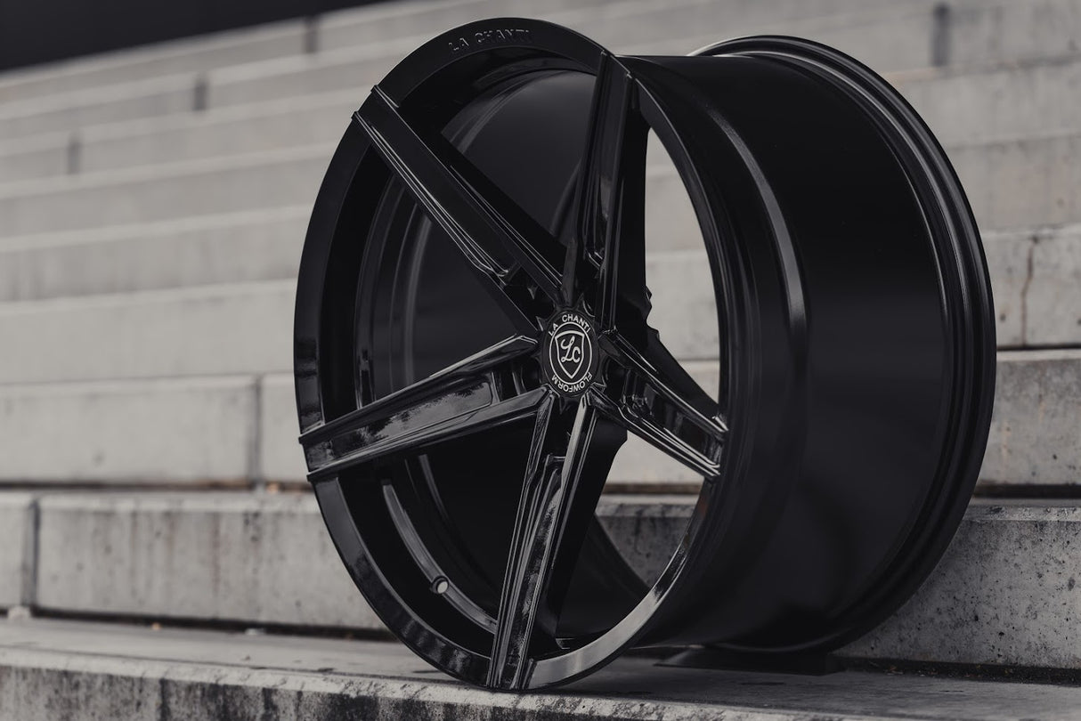 La Chanti LC-P8 10J x 20 Zoll 5x120 ET45 Glossy Black