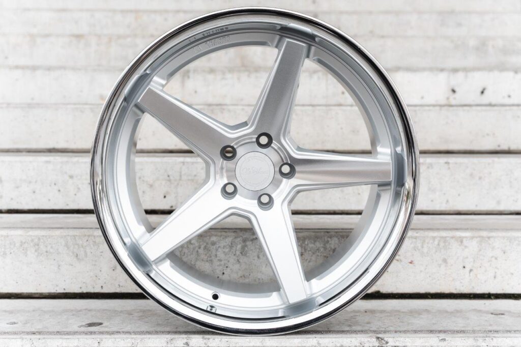 La Chanti LC-P13 9J x 20 Zoll 5x112 ET23 Silver