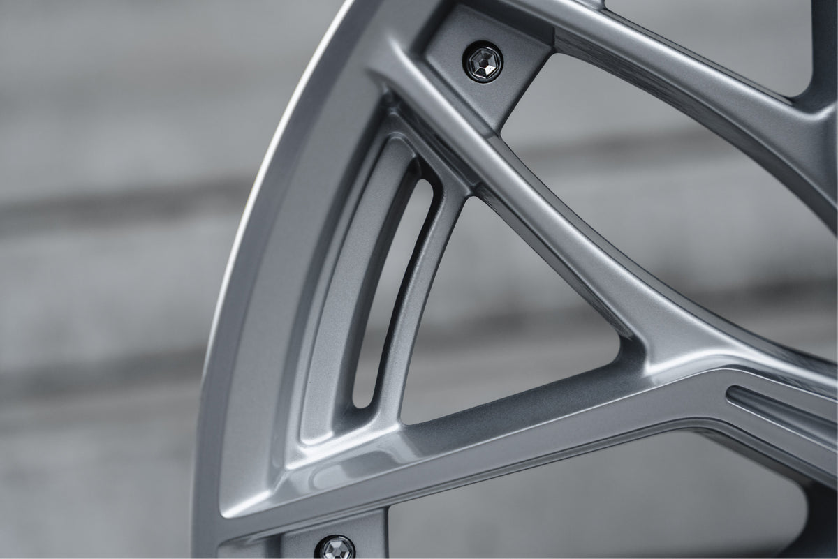 La Chanti LC-P14 10,5J x 21 Zoll 5x112 ET45 Machined Silver