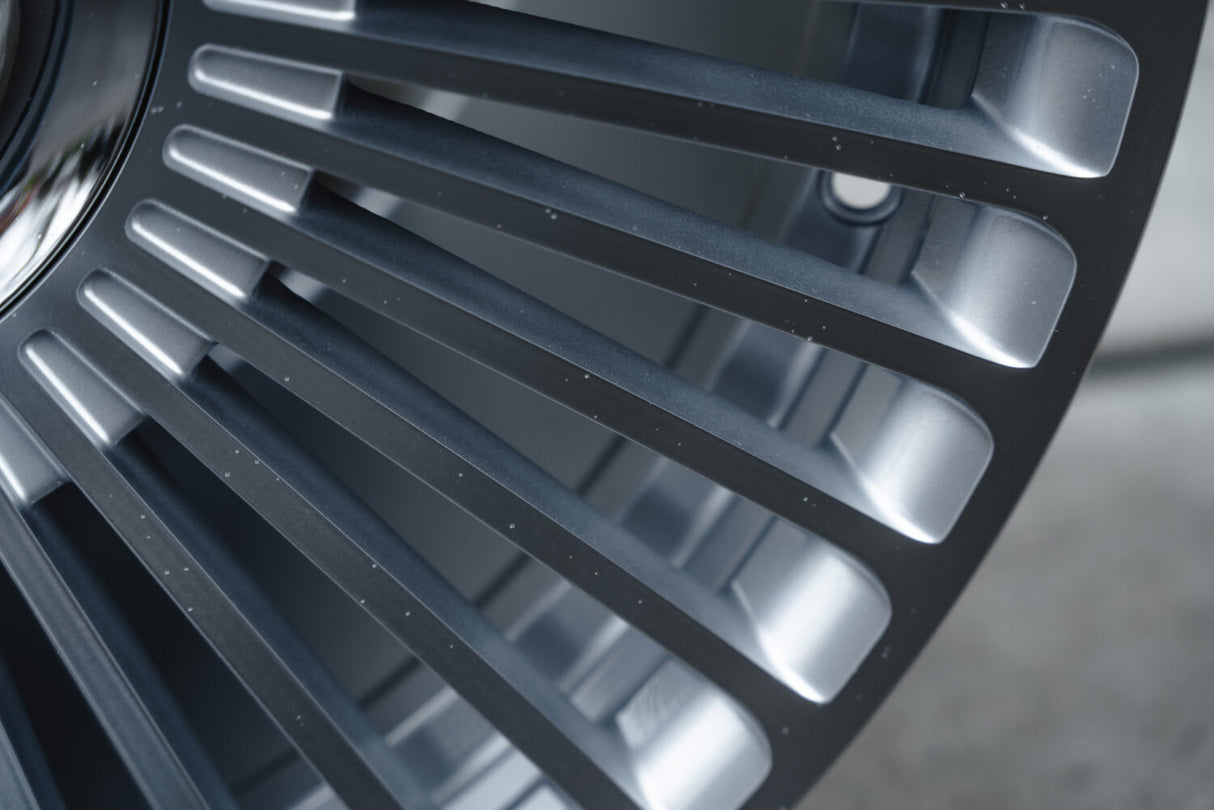 La Chanti LC-P19 8,5J x 20 Zoll 5x112 ET42 Machined Silver