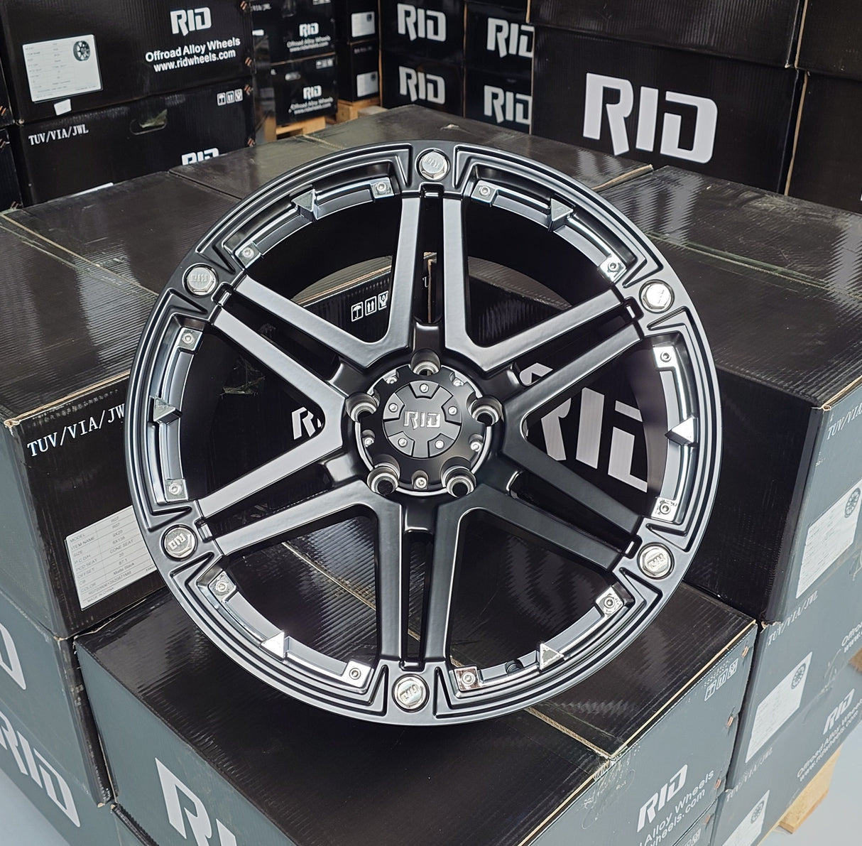 4x Felgen RID R01 9x20 ET-13 5x139,7