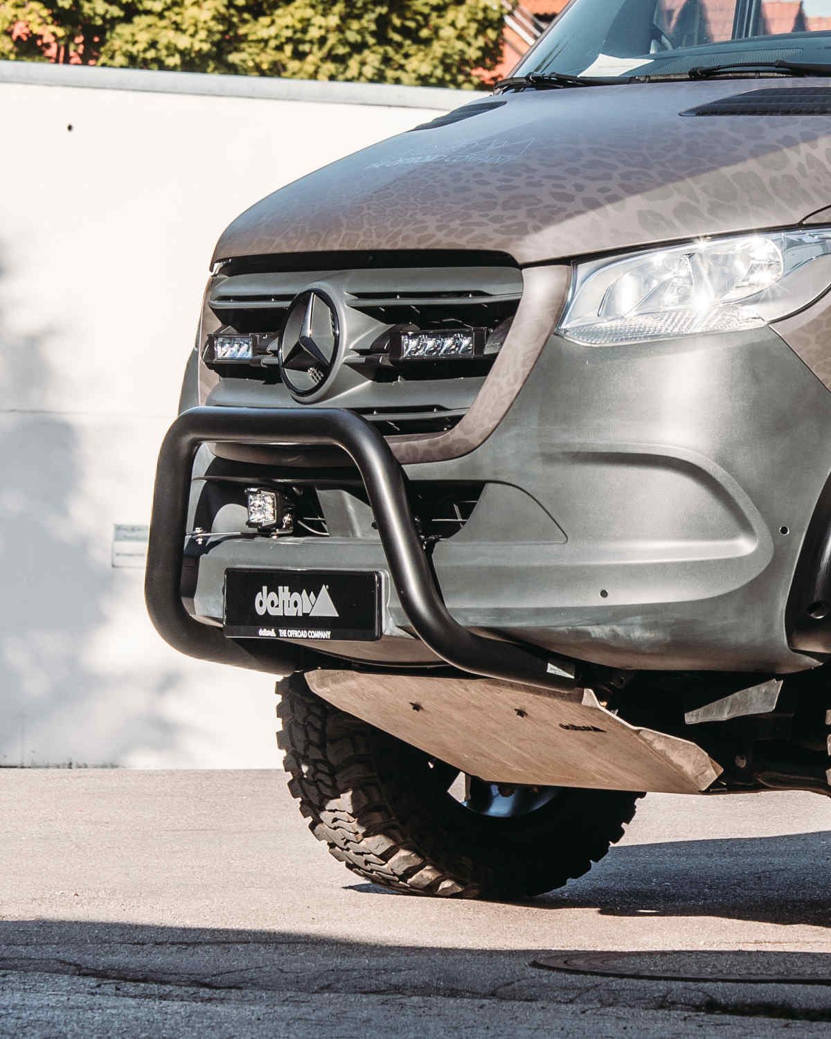 delta4x4 Frontbügel Schwarz 70mm