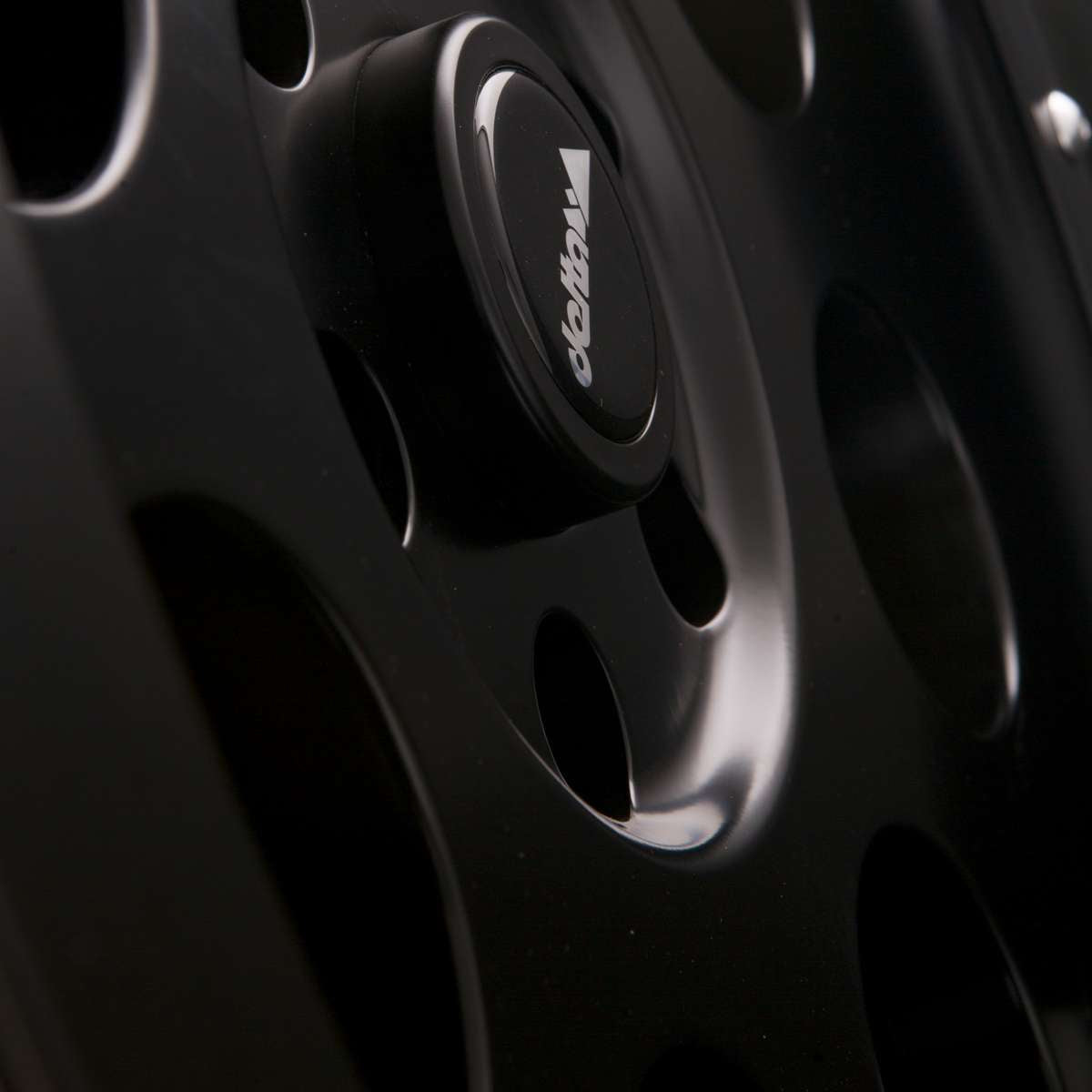 delta4x4 Klassik_B Alufelge 6x139,7 Schwarz Matt – RAM 1500