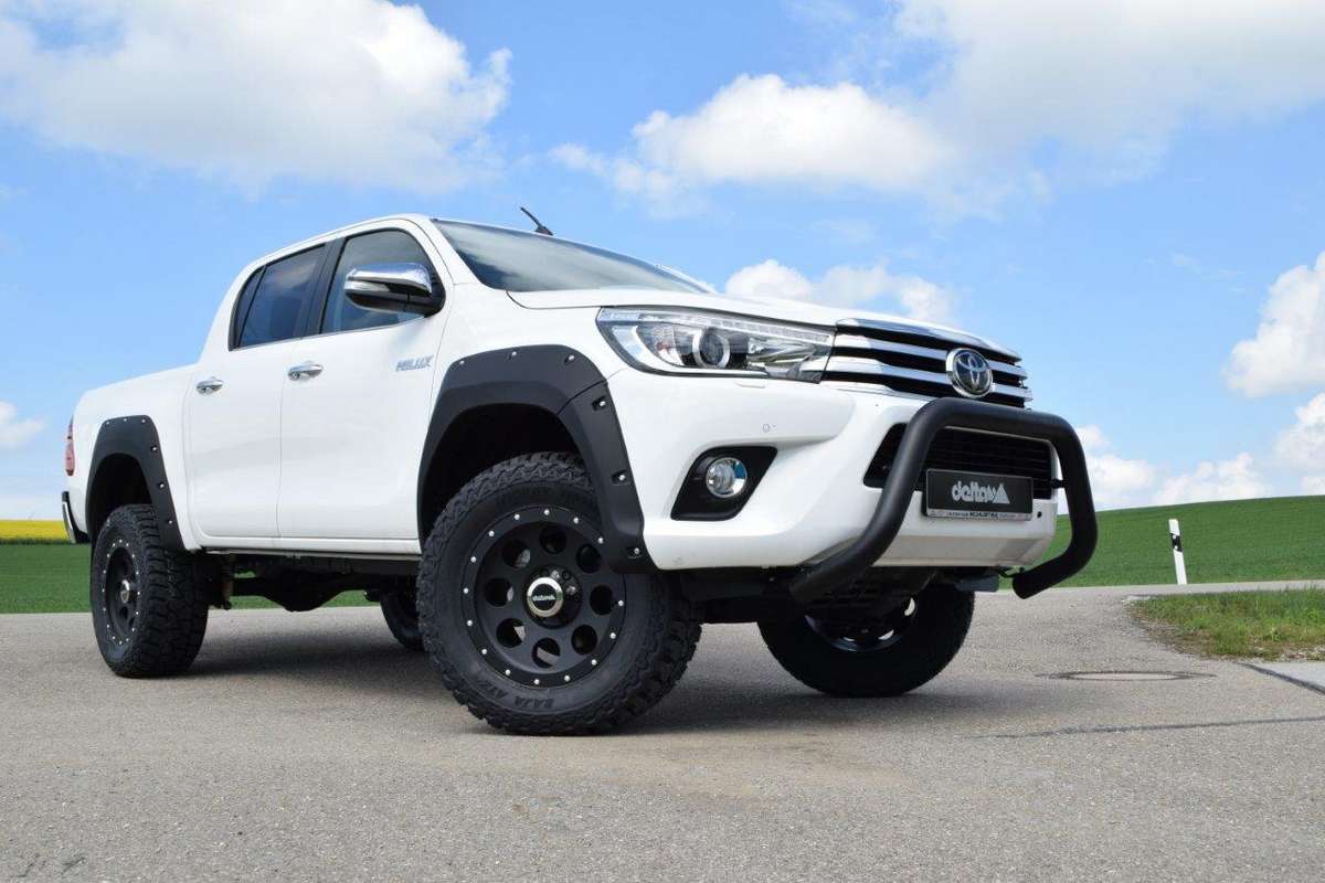 delta4x4 Personenschutzbügel Hilux schwarz matt – Toyota Hilux