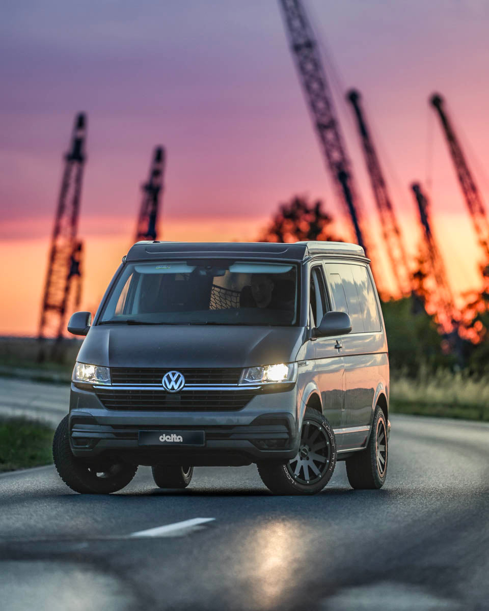 delta4x4 Hanma 18" Alufelge 5x120 Schwarz Matt – T6.1.