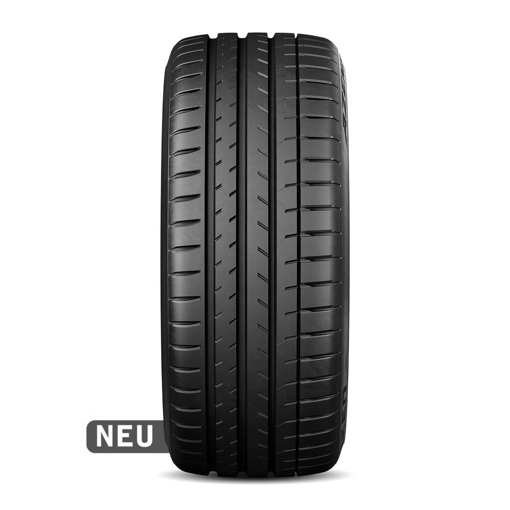 Falken Azenis RS820 245/45 R19 102Y Sommerreifen