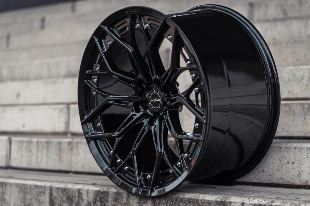 La Chanti LC-F9 10J x 22 Zoll 5x112 ET20 Machined Silver/Chrome LIP