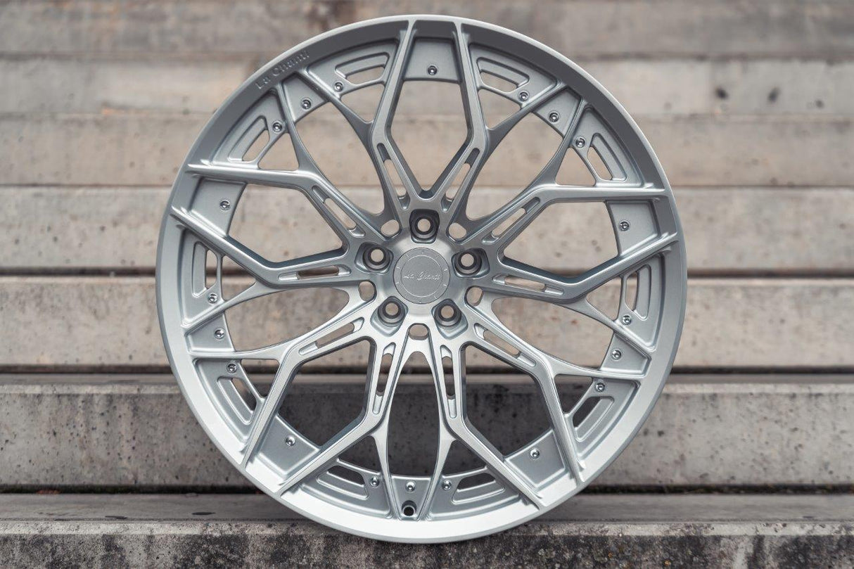La Chanti LC-F9 11J x 23 Zoll 5x112 ET18 Brushed Silver