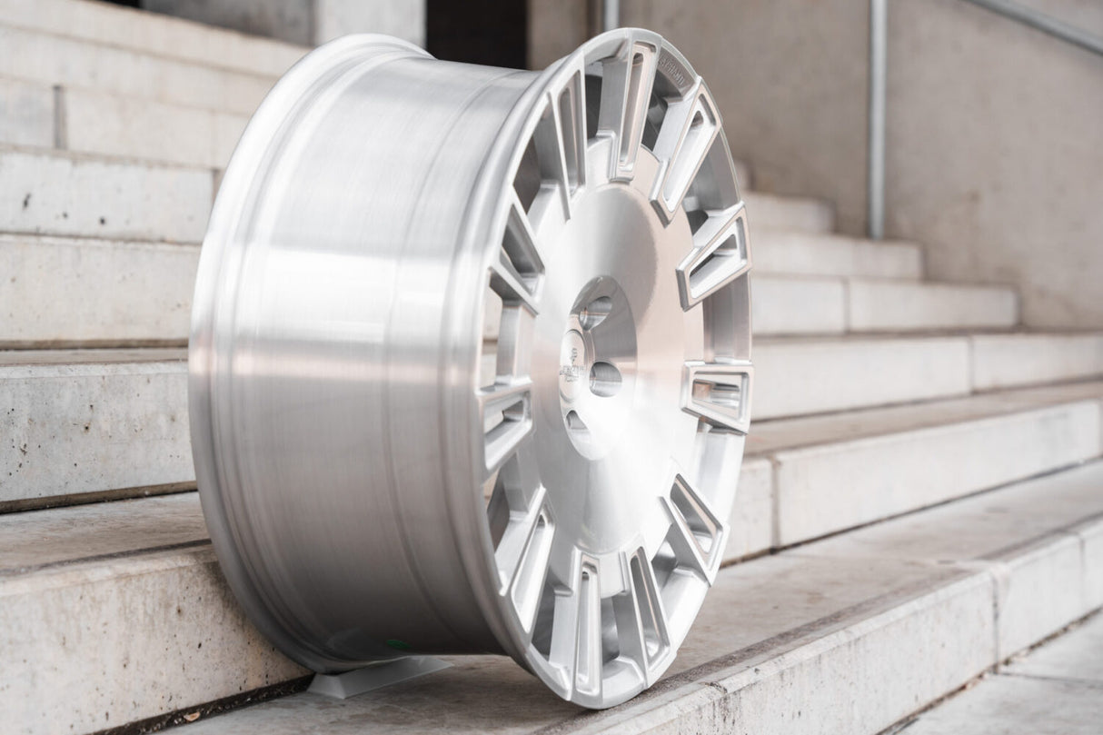 La Chanti LC-F32 9,5J x 22 Zoll 5x112 ET32 Brushed Silver