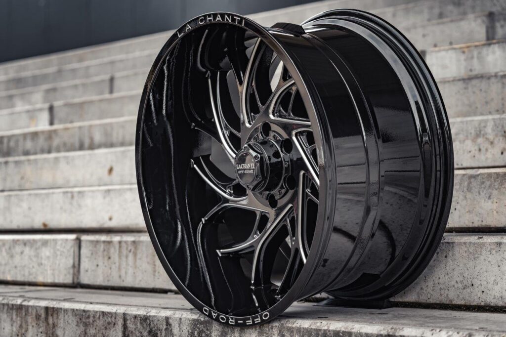La Chanti LC-OF20 11,5J x 22 Zoll 6x139,7 ET-25 Glossy Black Milled