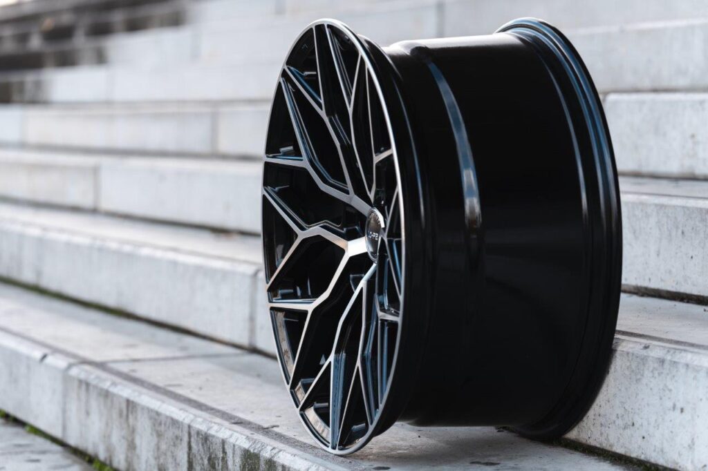 La Chanti LC-P2 10J x 20 Zoll 5x112 ET45 Glossy Black