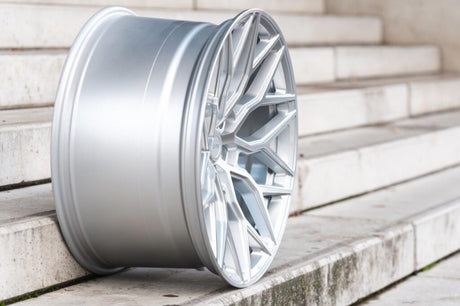 La Chanti LC-P2 9J x 20 Zoll 5x114,3 ET35 Machined Silver
