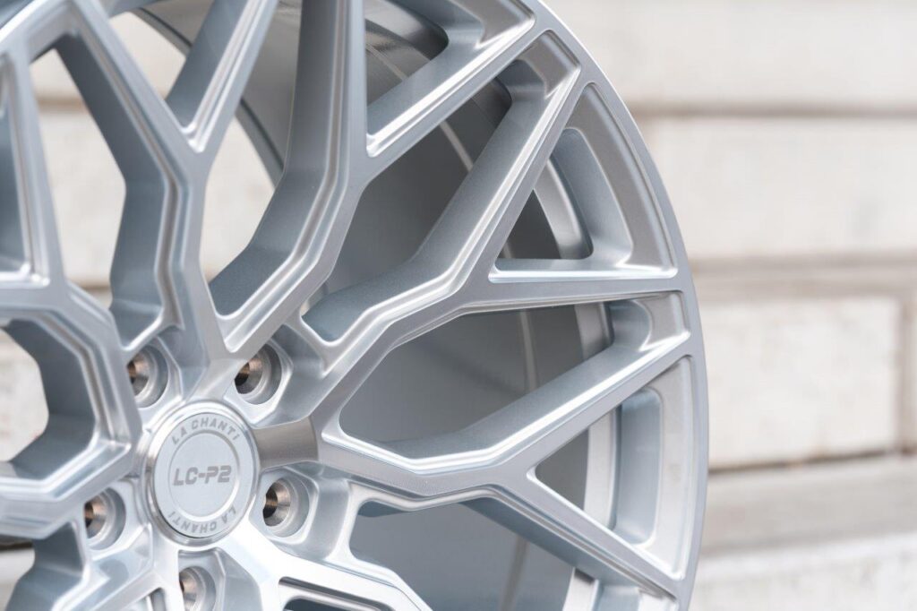 La Chanti LC-P2 11J x 20 Zoll 5x120 ET42 Machined Silver