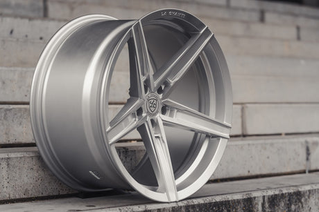 La Chanti LC-P8 10,5J x 20 Zoll 5x114,3 ET40 Brushed Silver