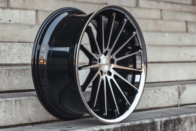La Chanti LC-P12 10,5J x 22 Zoll 5x112 ET40 Machined Black – SS LIP