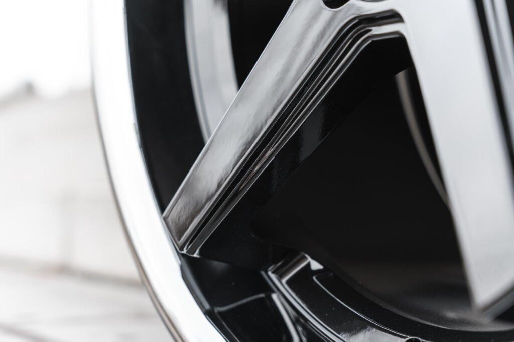 La Chanti LC-P13 10,5J x 20 Zoll 5x112 ET28 Glossy Black