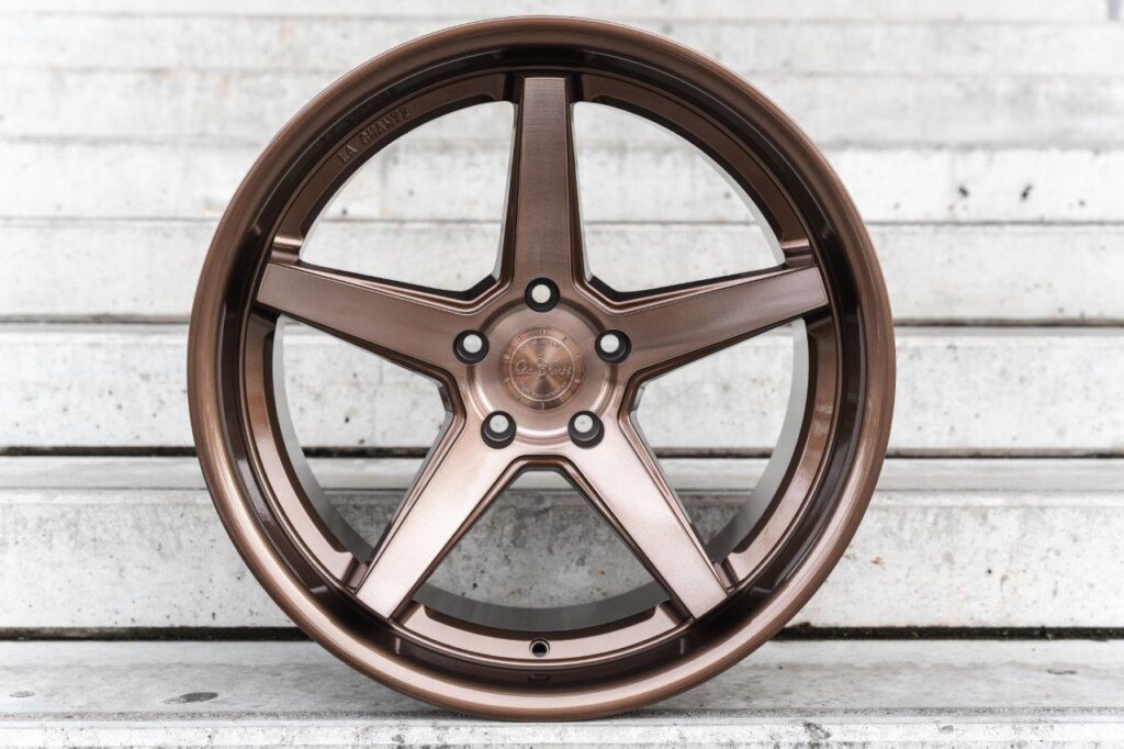 La Chanti LC-P13 9J x 20 Zoll 5x112 ET35 Machined Silver – SS LIP