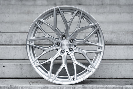 La Chanti LC-P14 11J x 20 Zoll 5x112 ET38 Machined Silver