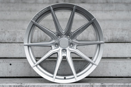 La Chanti LC-P18 8,5J x 20 Zoll 5x112 ET42 Machined Silver