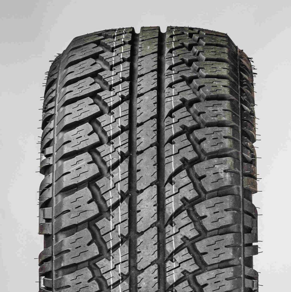 LODER AT#1 33x12.5R18 / 305/60R18