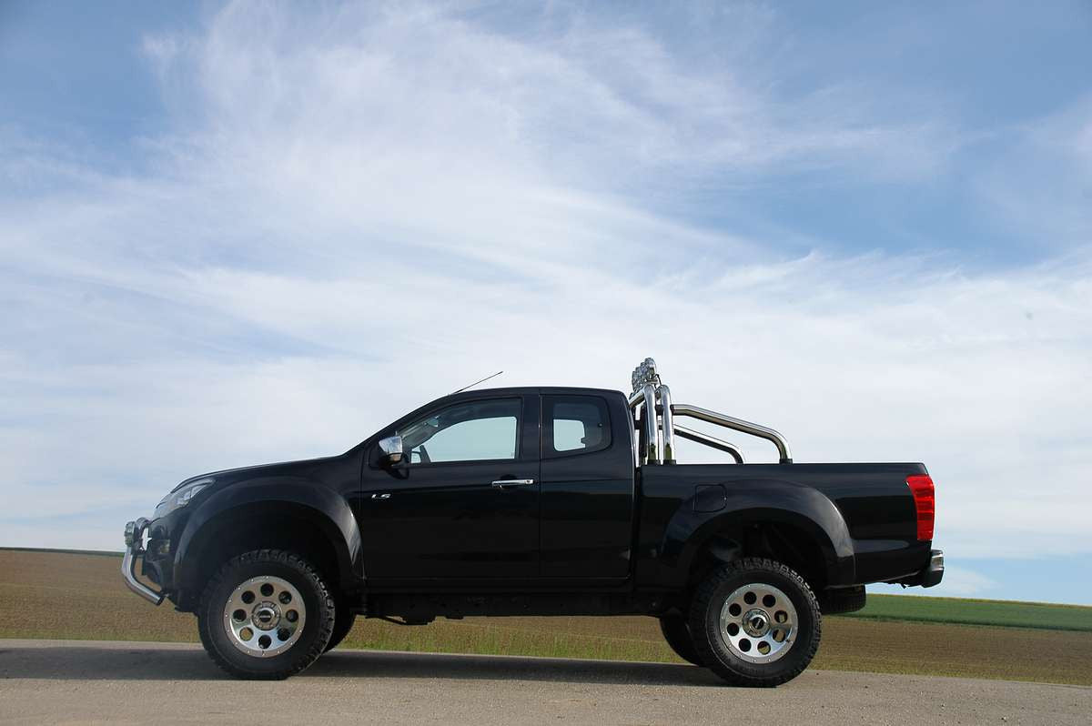 delta4x4 Double Sports Bar Isuzu D-Max