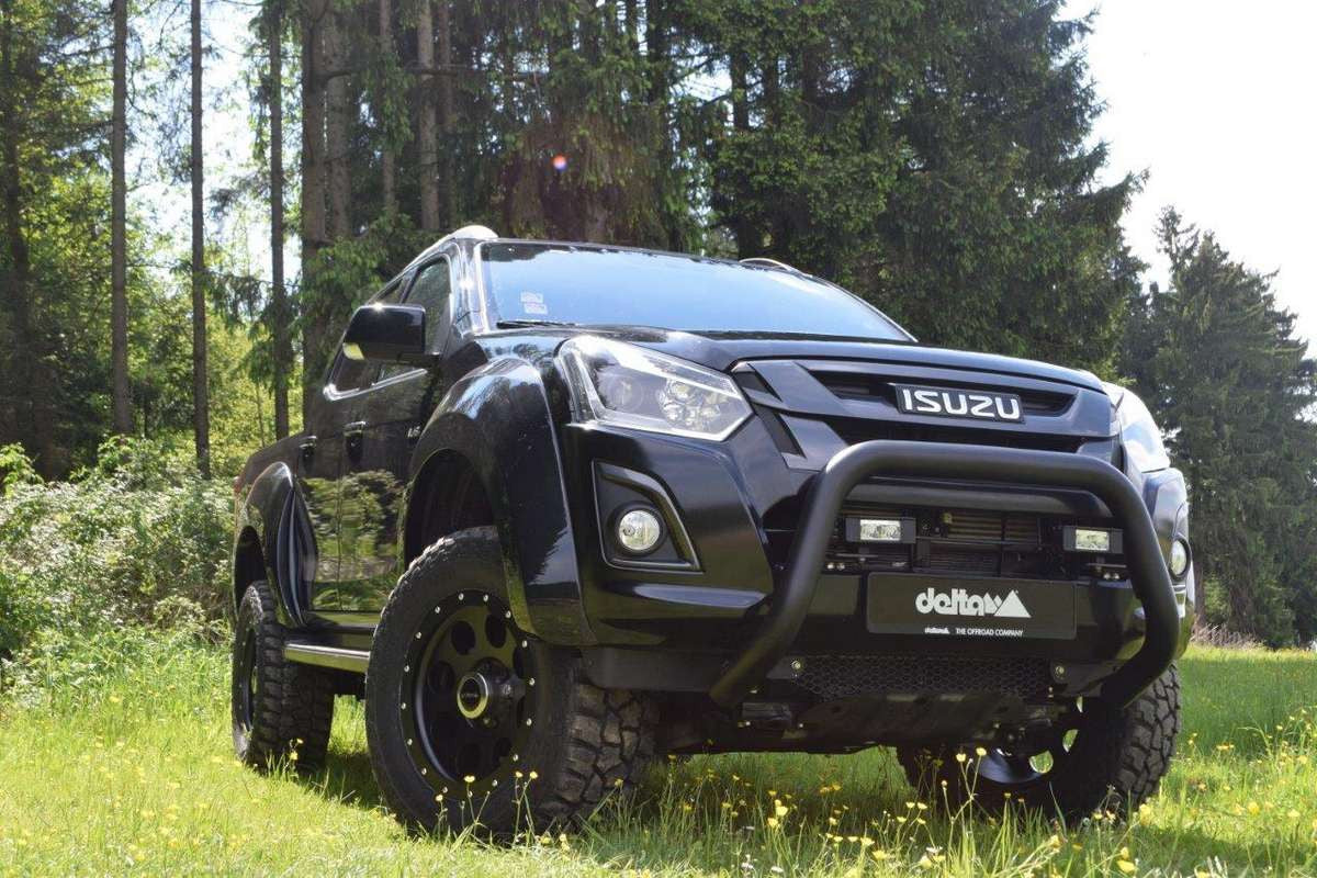 Radabdeckung Isuzu 2012 DC set
