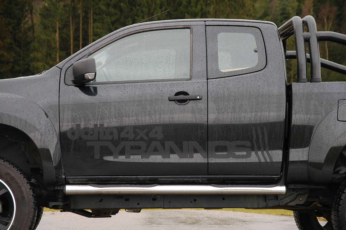 delta4x4 Seitenbügel oval poliert – Isuzu D Max Atfsatfr (31IX)