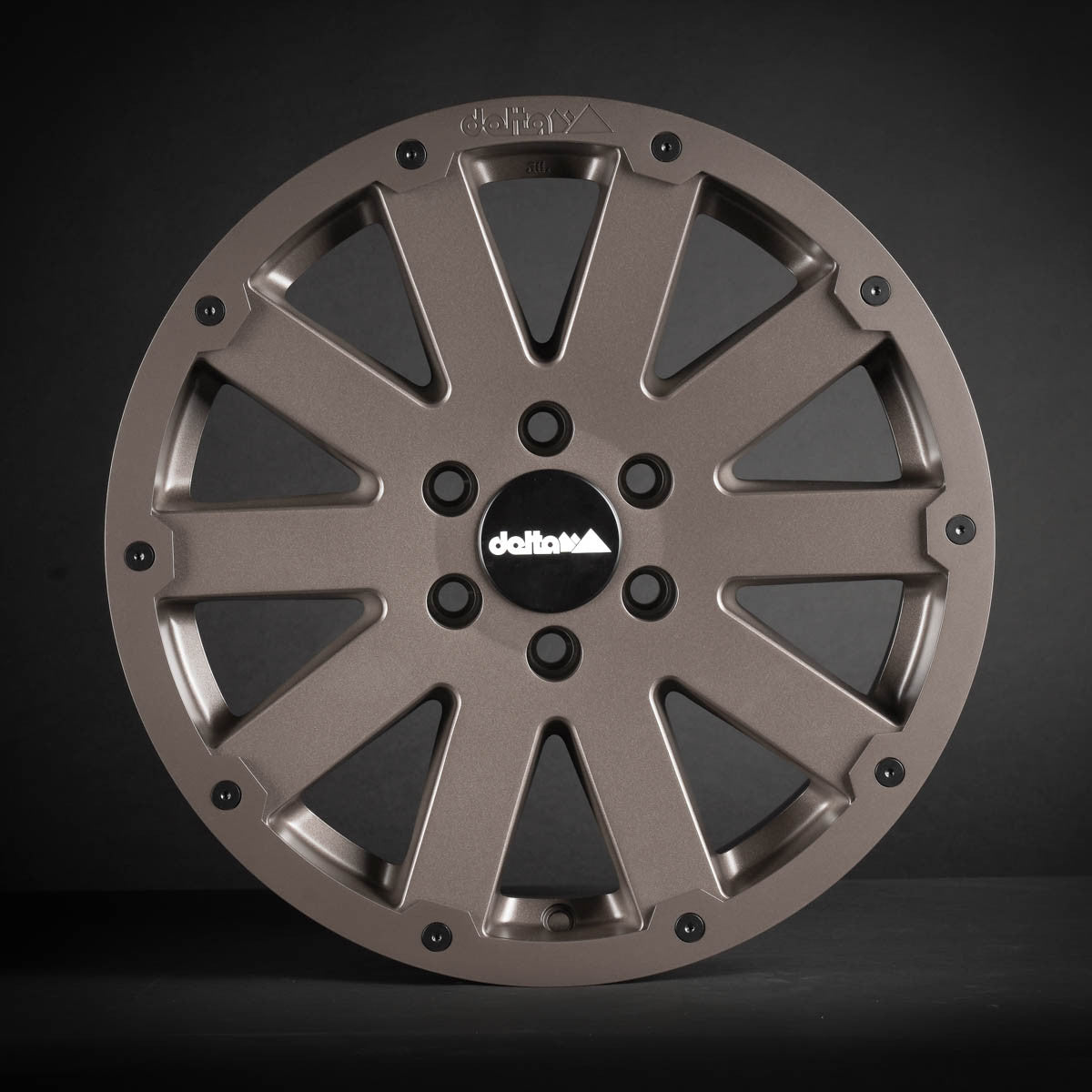 delta4x4 Hanma 17" Sahara Alufelge 6x120 Bronze Matt – New Transporter