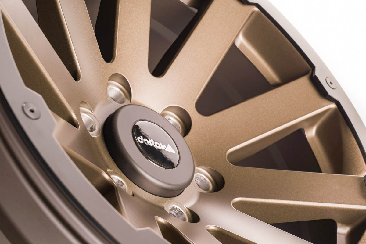 delta4x4 Hanma Bronze/Schwarz 18x9" – Land Cruiser